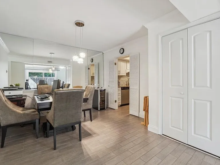 6851 Roswell Rd #F1 — Photo 5