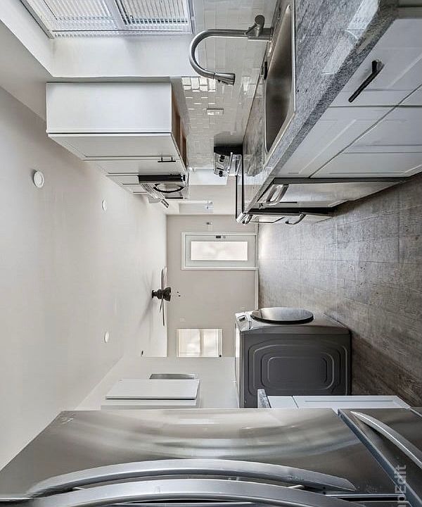 2nd image of 1009 E 26th Ave #7