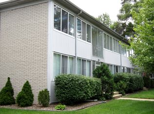 2624 Rochester Rd #110, Royal Oak, MI 48073