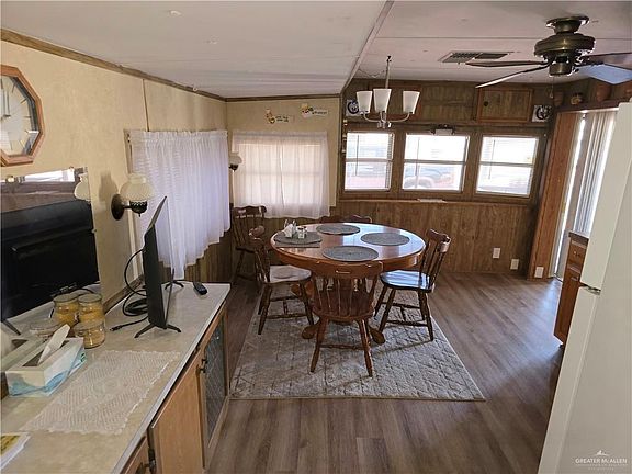 4th image of 219 Rim Dr