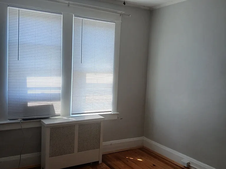4257 Nicholas Ave — Photo 8