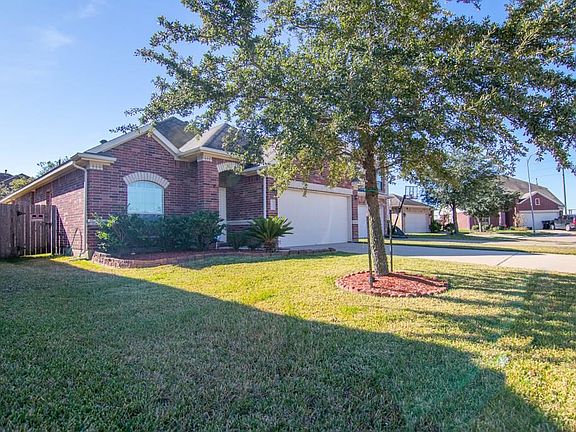 2nd image of 20927 Brodie Ln