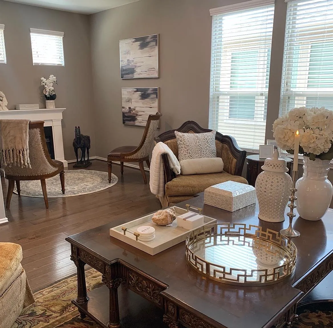 4 bed, 3.5 bath, 2274 sqft, $4,200 — Photo 3
