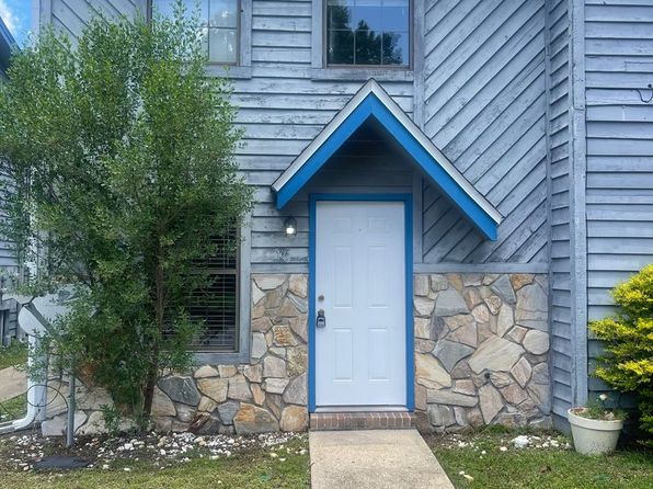 1325 Greendale Ave Unit 16, Fort Walton Beach, FL 32547 – 2-bedroom rental in Fort Walton Beach
