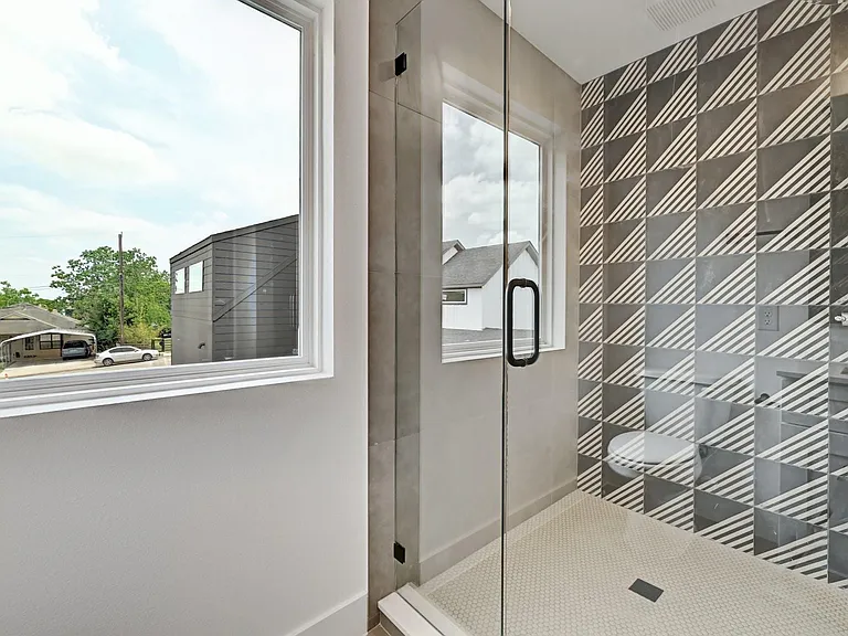 2308 Maxwell Ln #2 — Photo 10