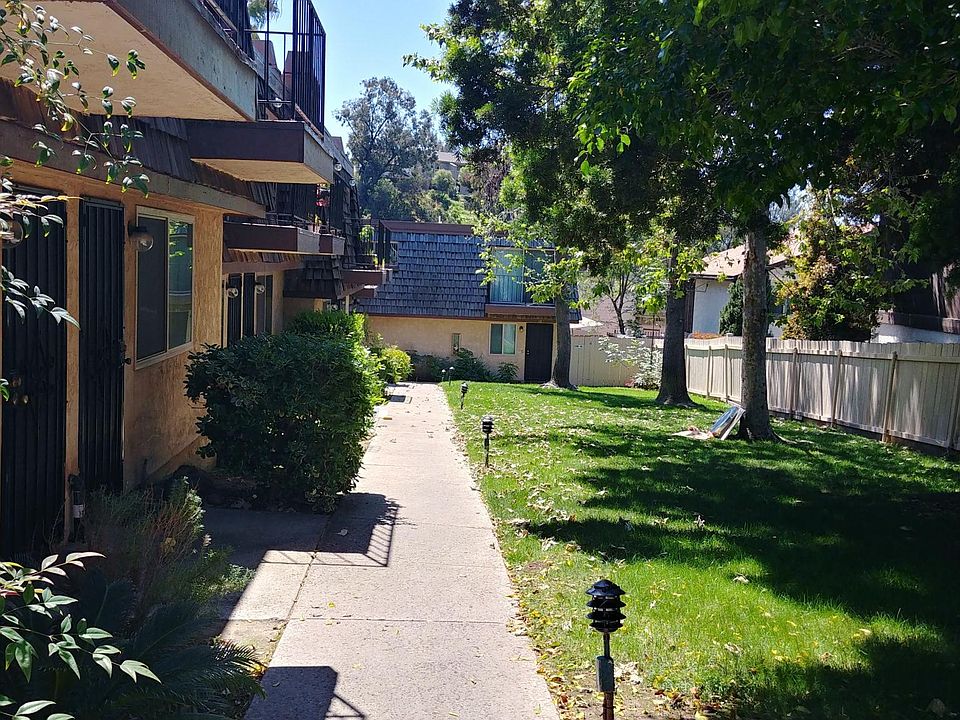 Walk Way in front of Town House Condo