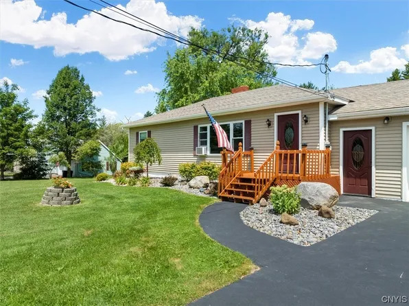 6939 Norton Ave, Clinton, NY 13323