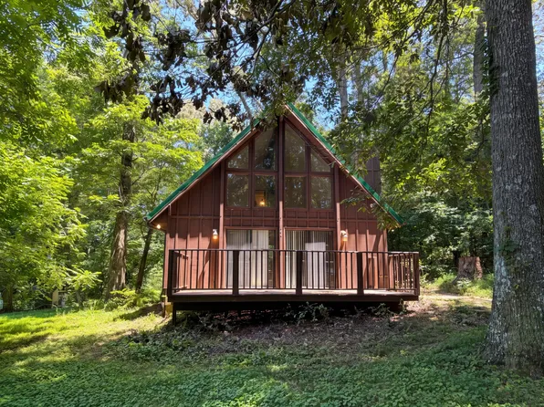 240 Shawna Ln, Hillsboro, TN 37342