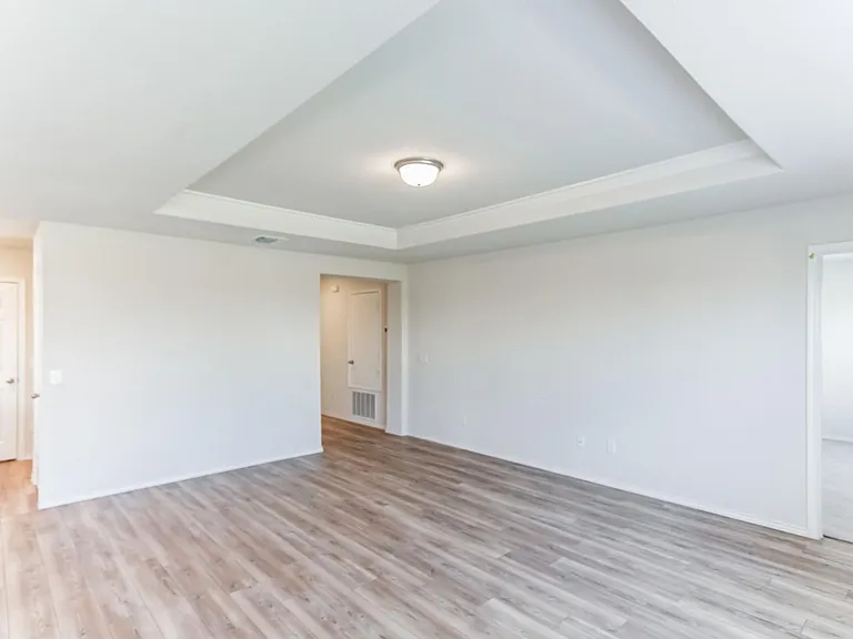 16009 Wanderer Ln — Photo 11