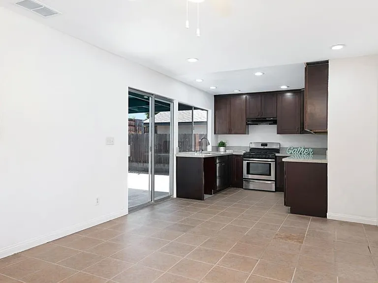 710 Hillward St #2 — Photo 3
