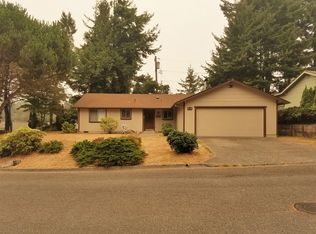 3894 Vista Dr, North Bend, OR