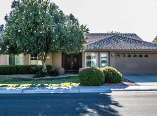 2463 E Rocky Slope Dr, Phoenix, AZ 85048