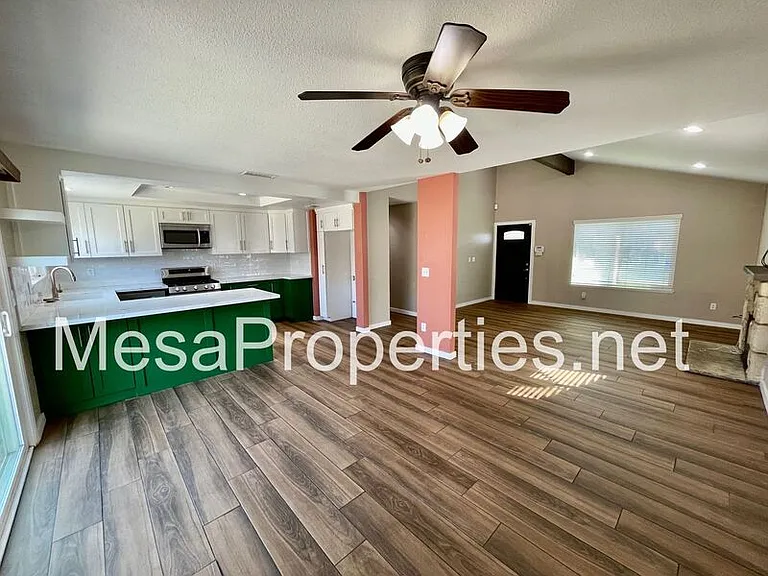 16140 Rosemary Dr — Photo 9