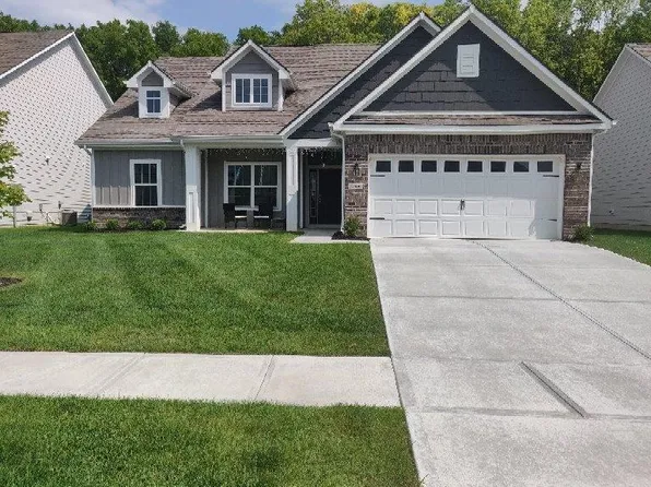 2606 Lanai Ln, Greenwood, IN 46143