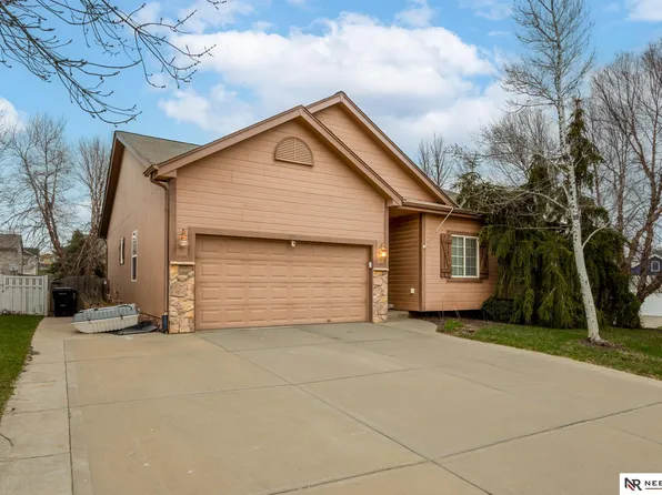 18706 Drexel St, Omaha, NE 68135