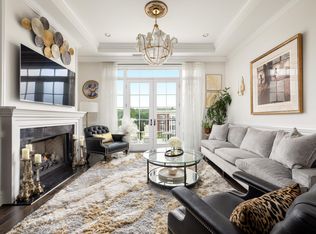 2000 Royal Court #2312, North Hills, NY 11040