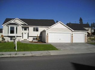 8907 N Vista Park Dr, Spokane, WA 99217