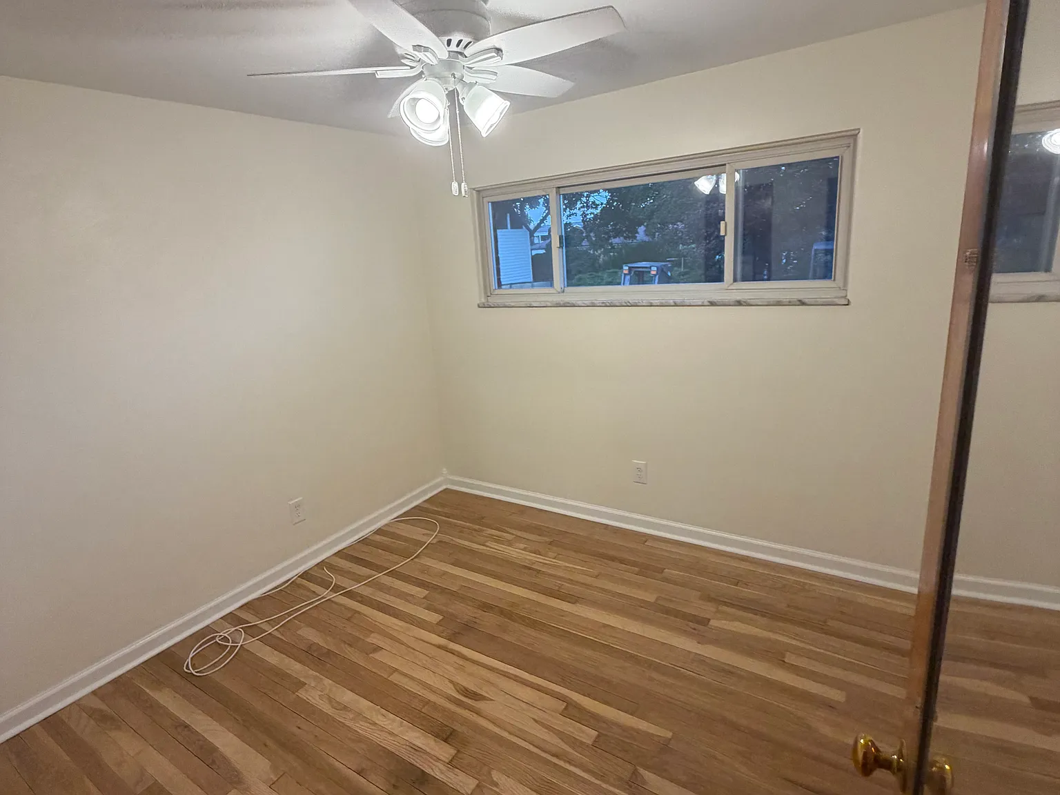 3 bed, 1082 sqft, $2,000 — Photo 4