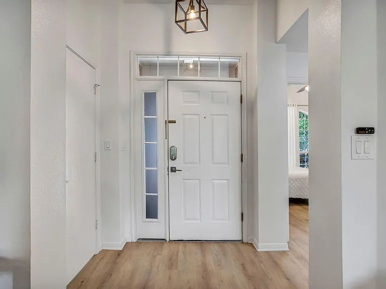 2709 Greenbriar Ct — Photo 23