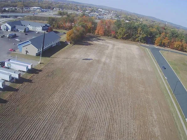 5.12 Ac College, Mauston, WI 53948