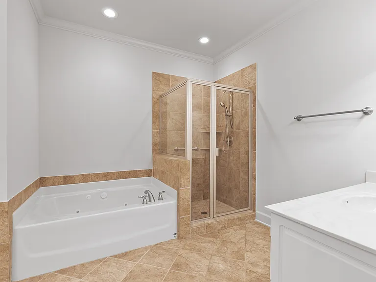 2021 Hillbrook Cir — Photo 16