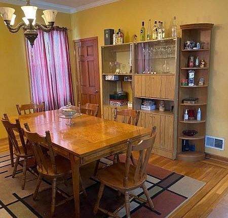 5th image of 707 Magie Ave