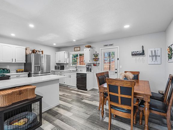 4th image of 1440 Harrah Place