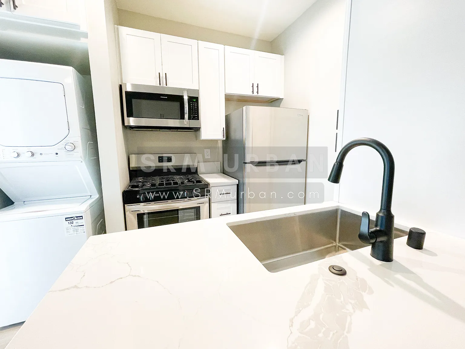 Studio, $1,695 — Photo 4