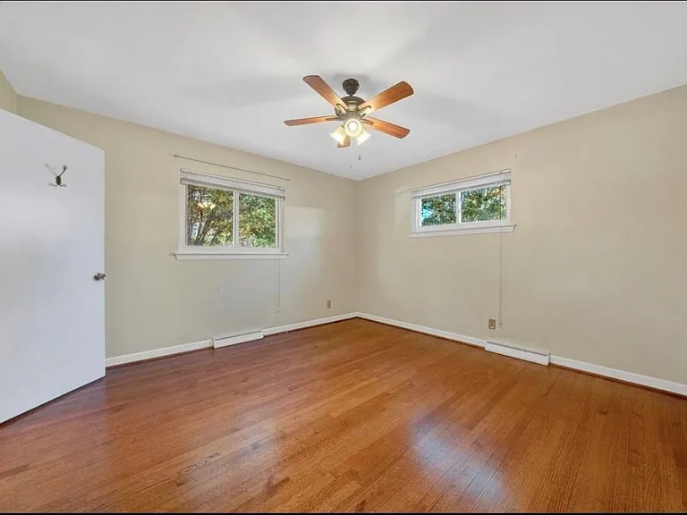 3260 Rasmont Rd — Photo 15