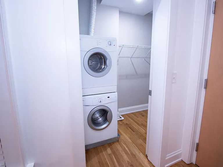 4 W 14th St #301 — Photo 9