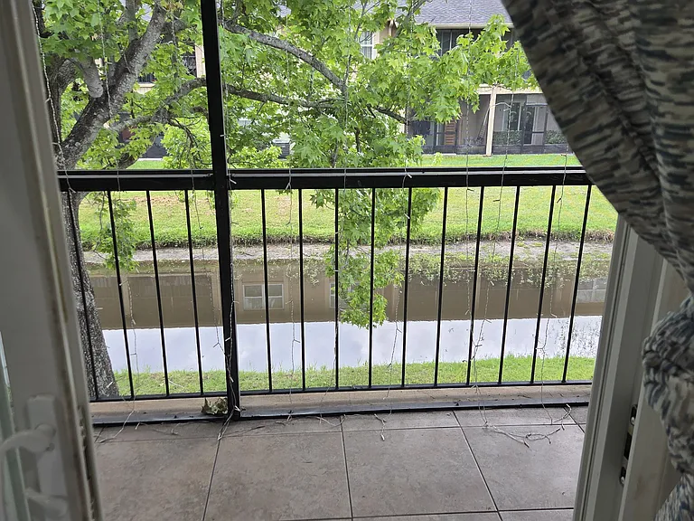9918 Turf Way #8 — Photo 33