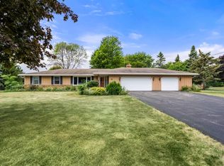 103 Highland Ct, Neenah, WI 54956