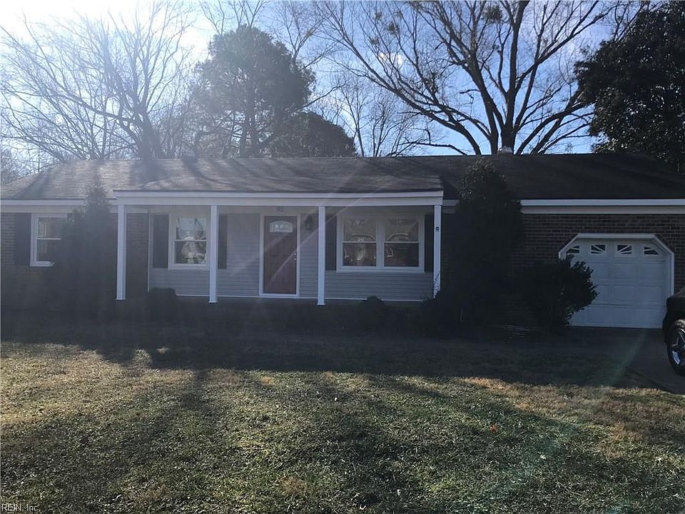 1st image of 92 Maxwell Ln