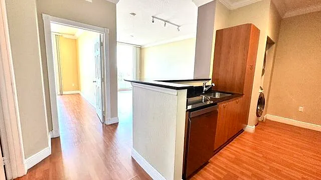 100 NE 6th St #709 — Photo 15