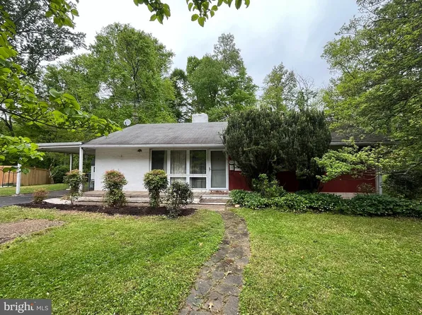5533 Belfast Pl, Springfield, VA 22151