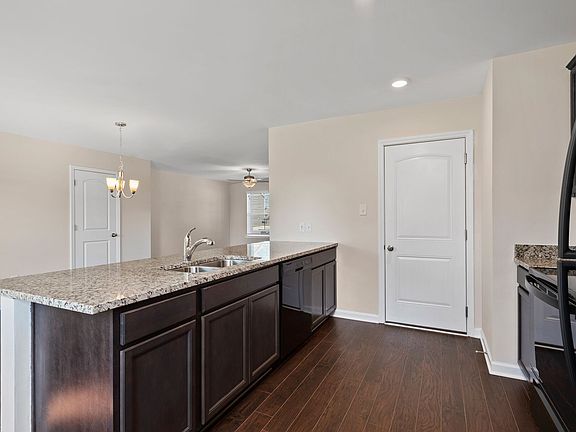 3rd image of 3730 Burdette Way