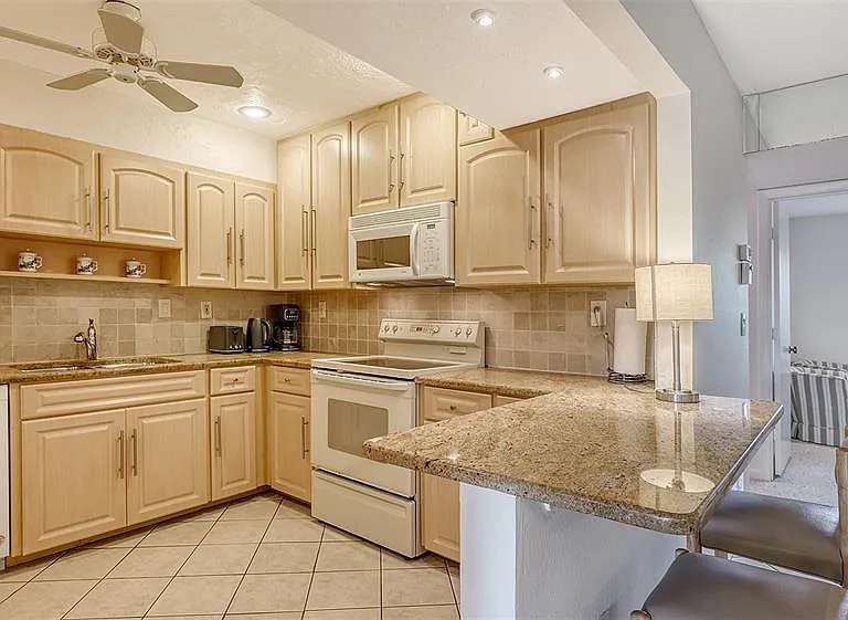 1633 Boathouse Cir #HA132 — Photo 18