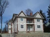 2nd image of 40 Roseanne Dr