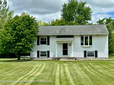 4998 Thurlby Rd, Mason, MI, 48854