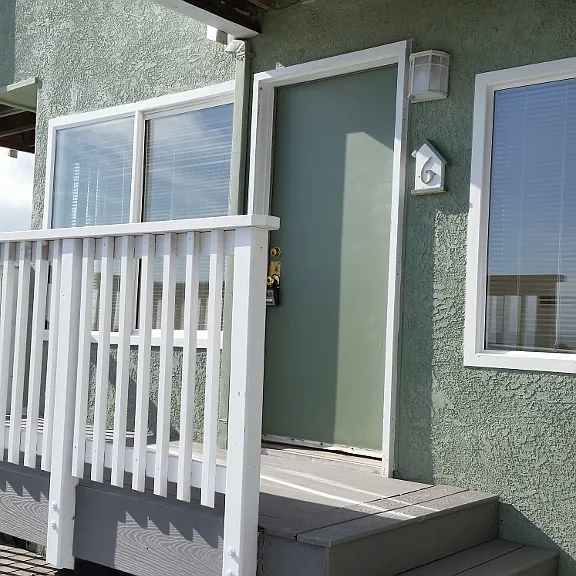 1114 E Cliff Dr #6 — Photo 12