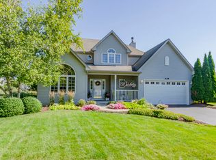 429 Camden Cir, Oswego, IL