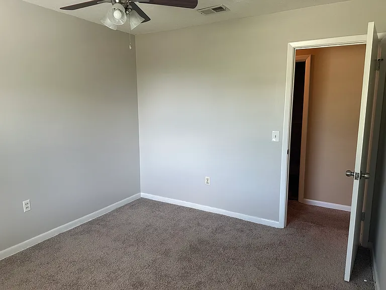 133 Sonja Dr — Photo 13