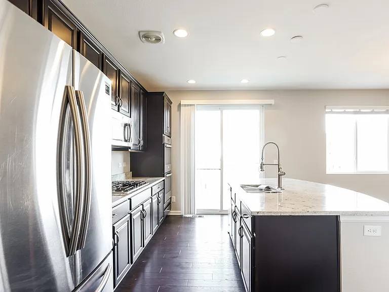 7649 Blue Water Dr — Photo 8