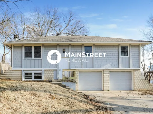 1908 SE Piccadilly St, Blue Springs, MO 64014