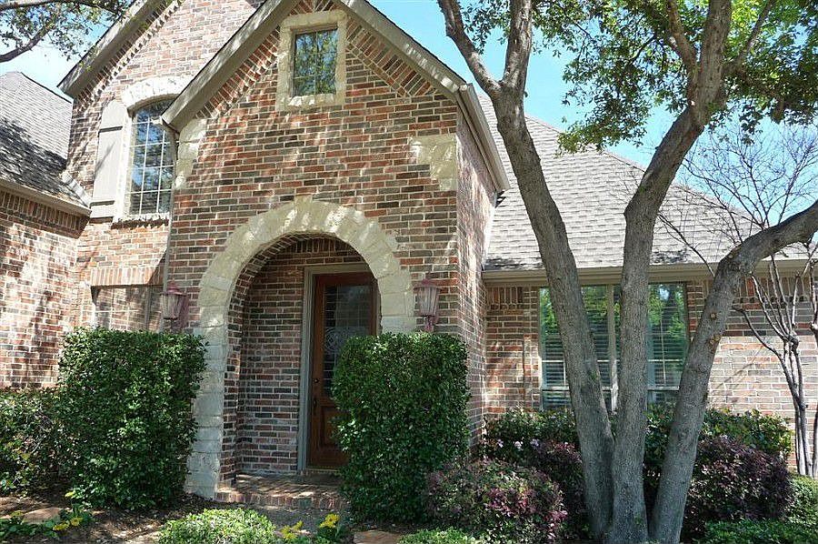 1st image of 4204 Crown Knoll Cir
