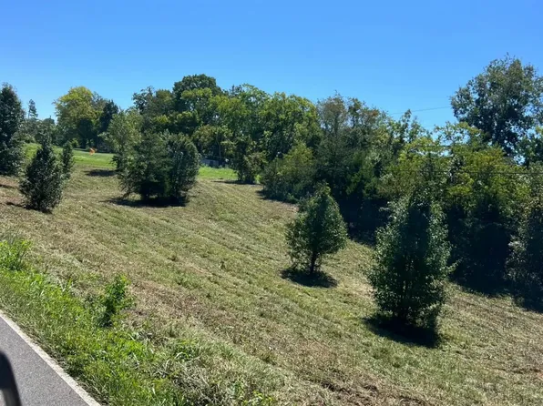 615 Green Hill Rd Lot 2R-2, Dandridge, TN 37725