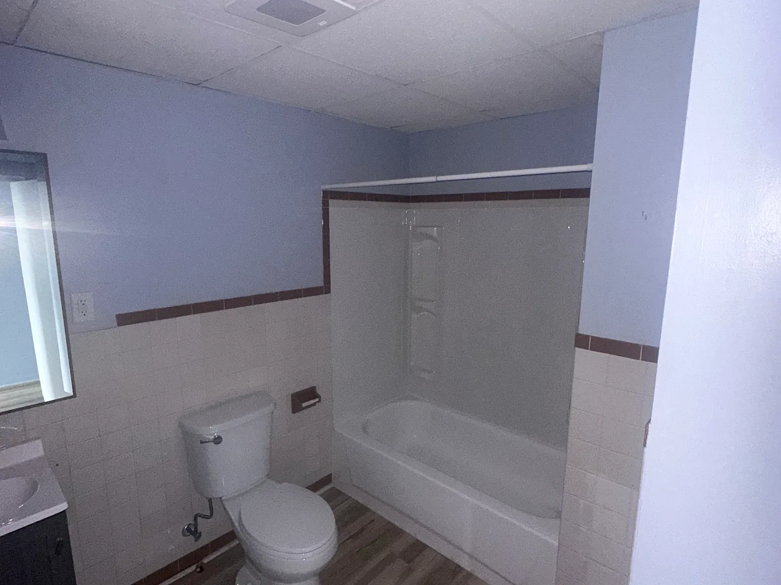 204 W Washington st apt 2 — Photo 3