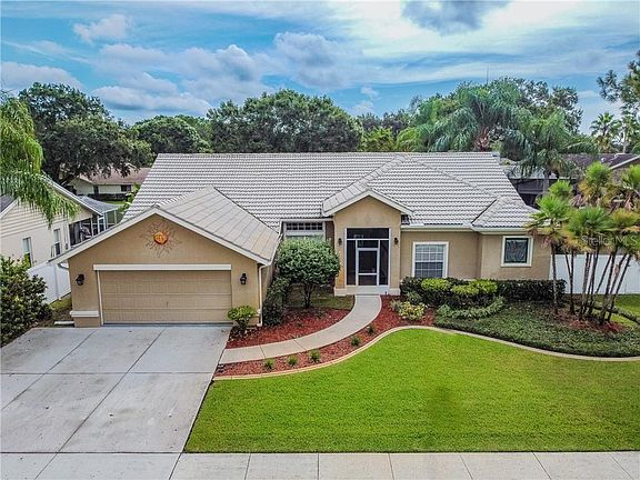 2nd image of 471 Whispering Lakes Blvd