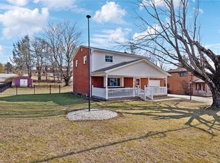 125 Sunrise Dr, Irwin, PA