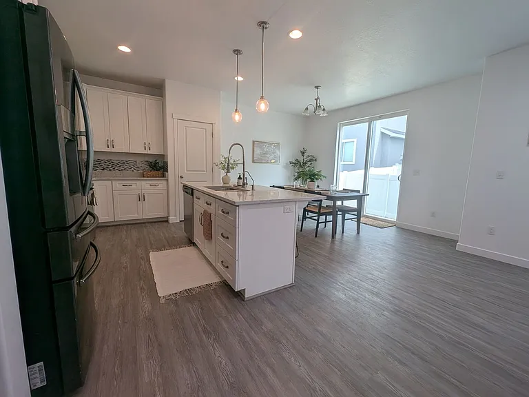 1049 W Albion Meadow Way — Photo 6